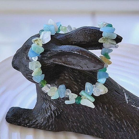 Handmade mixed gemstone stretch bracelet - Picture 2 of 7